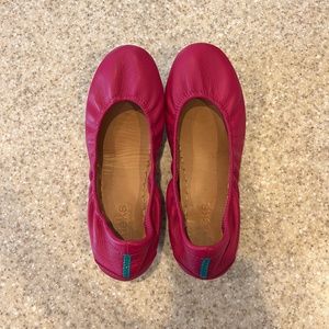 Fuchsia Pink Tieks Ballet Flats Size 7 Classic Leather